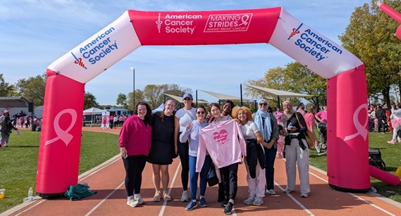 Drexel Maternal and Child Health Student Organization group photo at American Cancer Society’s Making Strides Against Breast Cancer Awareness Walk